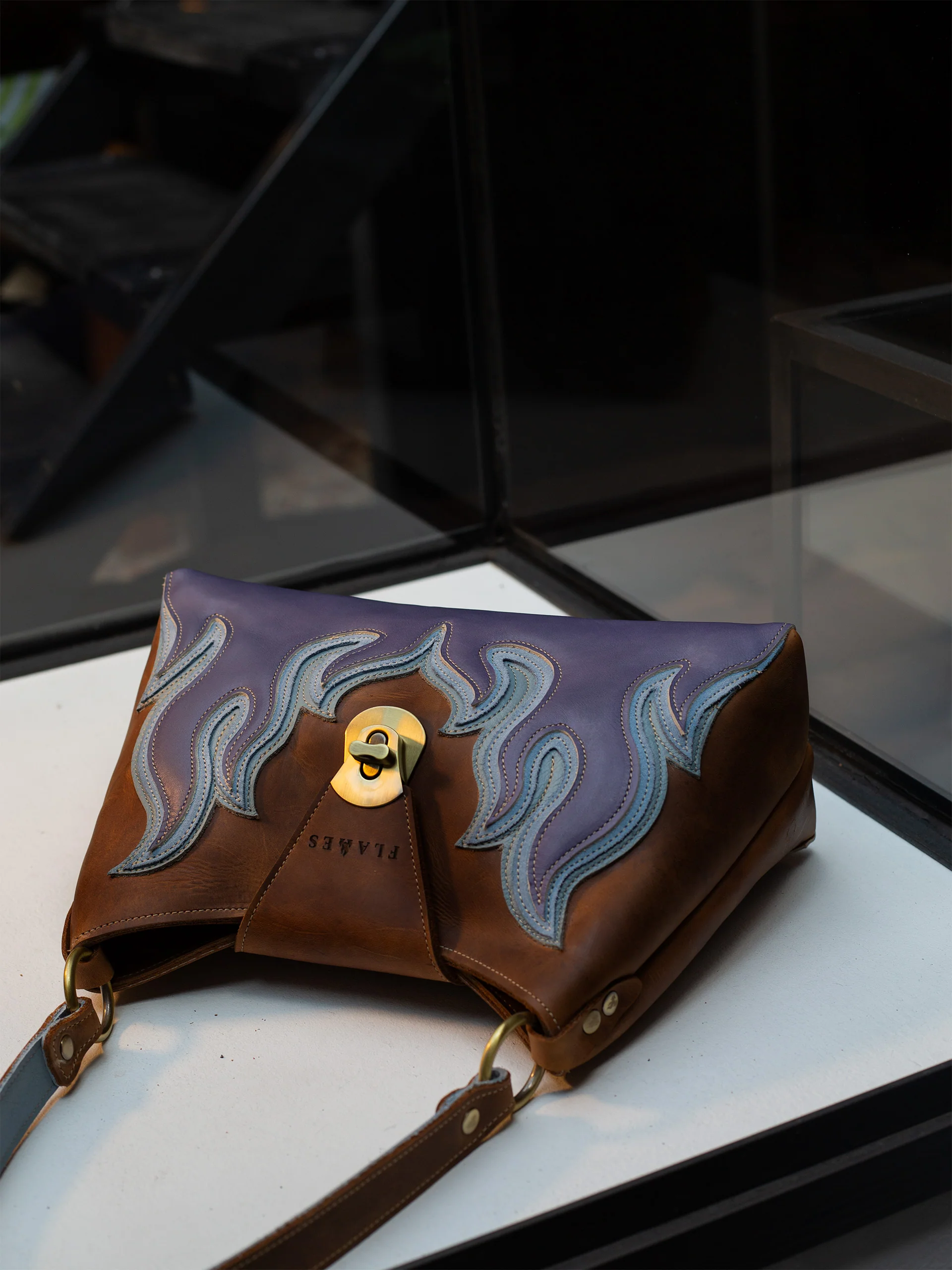 Medium Handbags